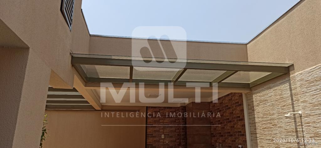 Casa à venda com 3 quartos, 220m² - Foto 7