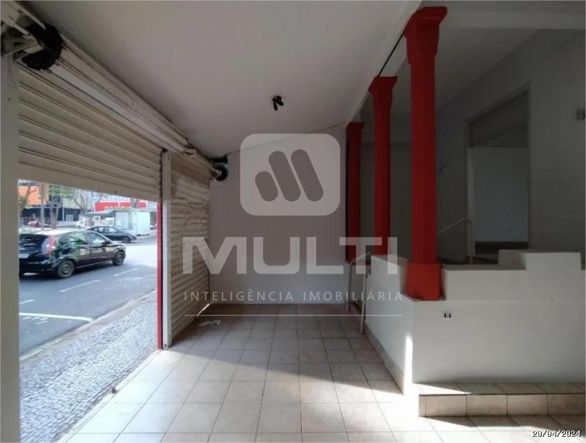 Prédio Inteiro à venda com 1 quarto, 248m² - Foto 3