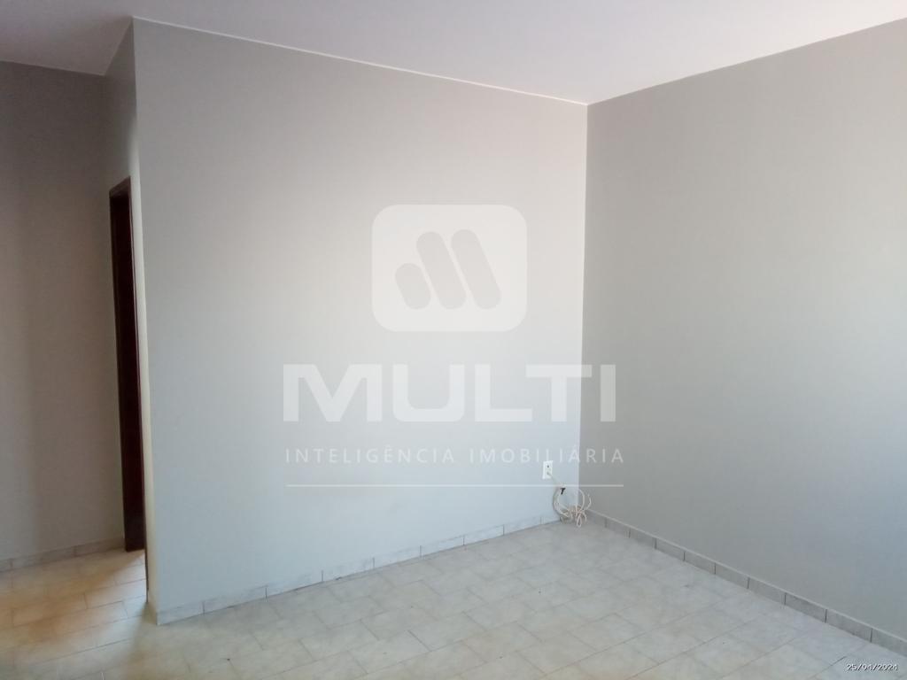 Casa à venda com 2 quartos, 100m² - Foto 8