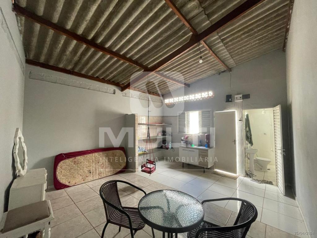 Casa à venda com 2 quartos, 100m² - Foto 17
