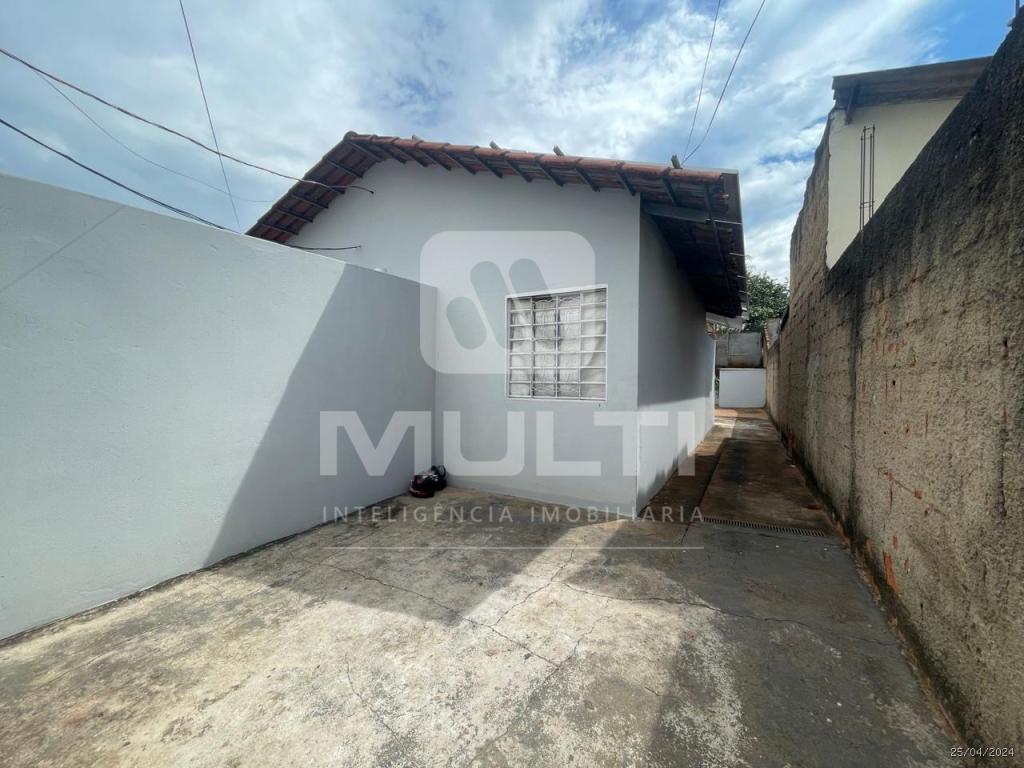 Casa à venda com 2 quartos, 100m² - Foto 23