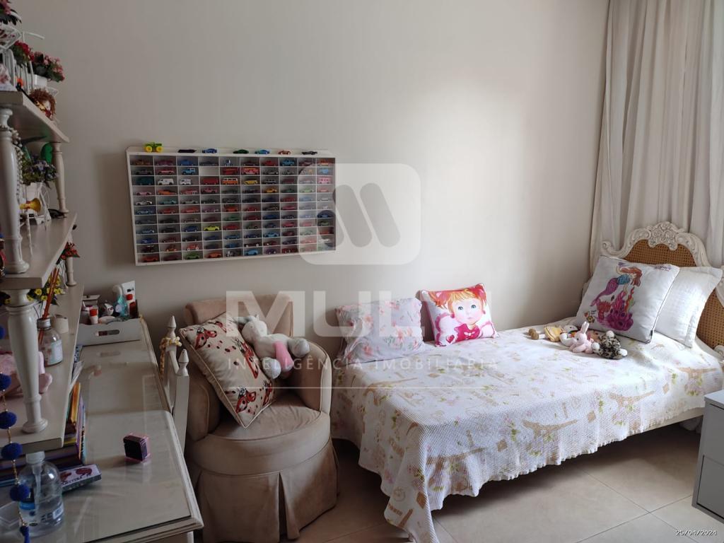 Apartamento à venda com 3 quartos, 90m² - Foto 17