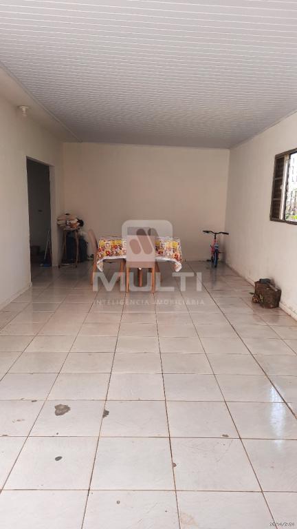 Casa à venda com 3 quartos, 70m² - Foto 5
