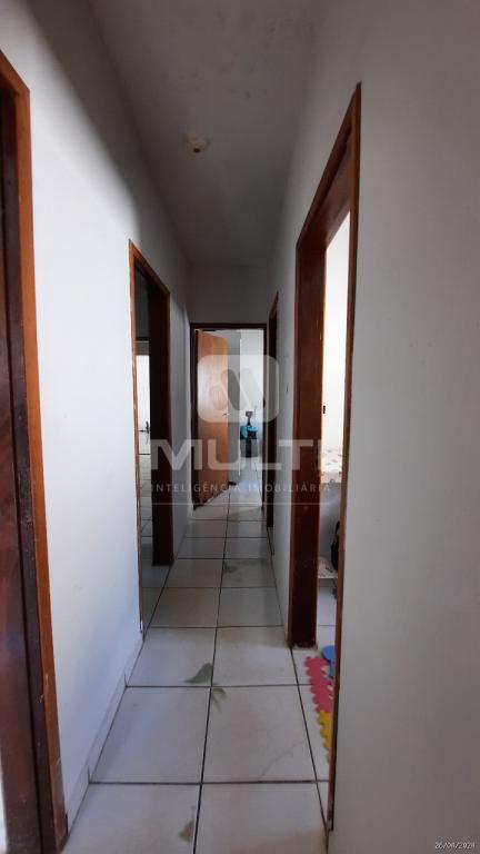 Casa à venda com 3 quartos, 70m² - Foto 6