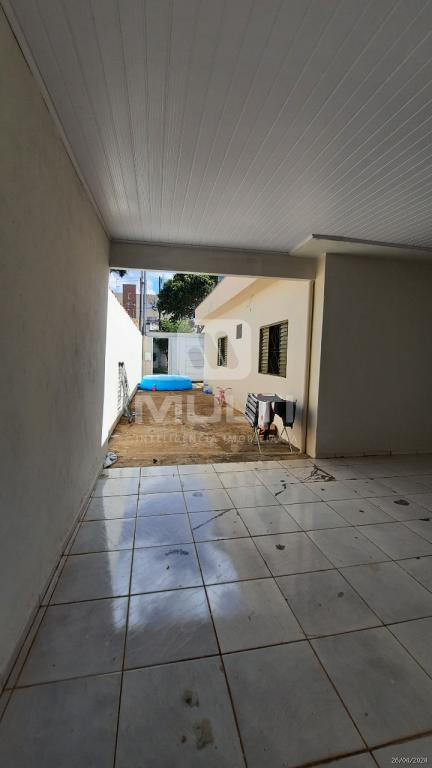 Casa à venda com 3 quartos, 70m² - Foto 12