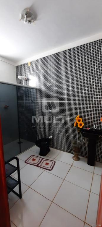 Casa à venda com 3 quartos, 180m² - Foto 8