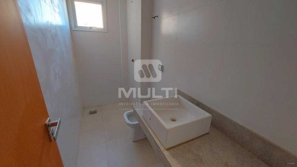 Apartamento à venda com 3 quartos, 208m² - Foto 10