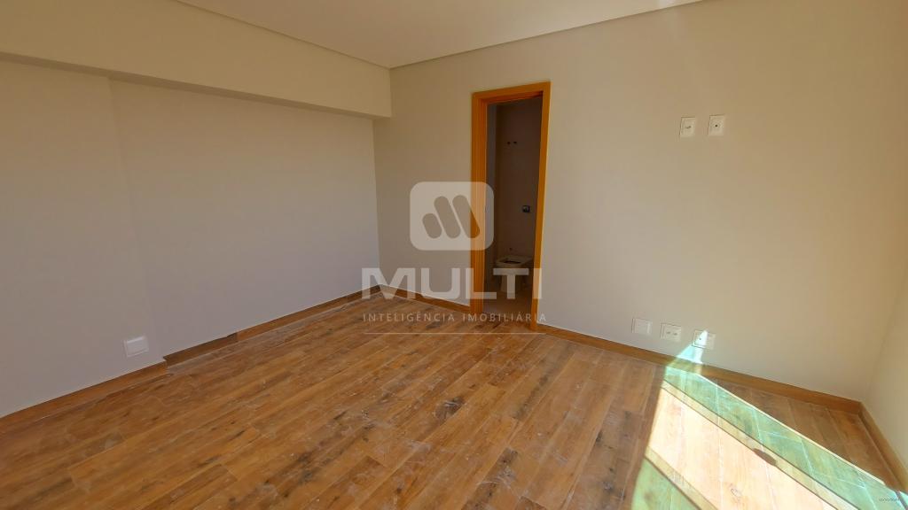 Apartamento à venda com 3 quartos, 208m² - Foto 13