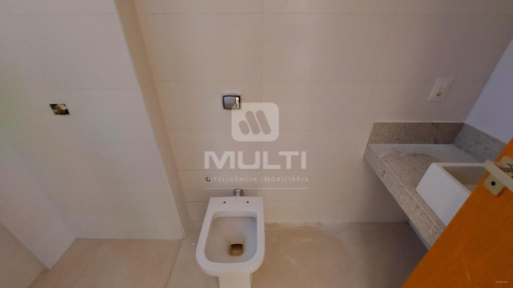 Apartamento à venda com 3 quartos, 208m² - Foto 14