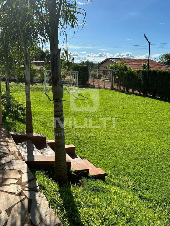 Chácara à venda com 1 quarto, 250m² - Foto 8