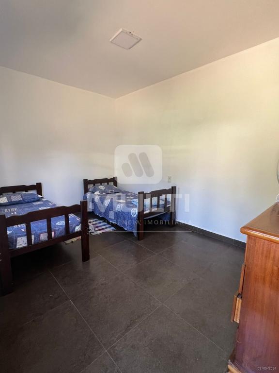 Chácara à venda com 1 quarto, 250m² - Foto 10