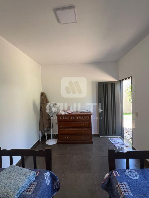 Chácara à venda com 1 quarto, 250m² - Foto 12