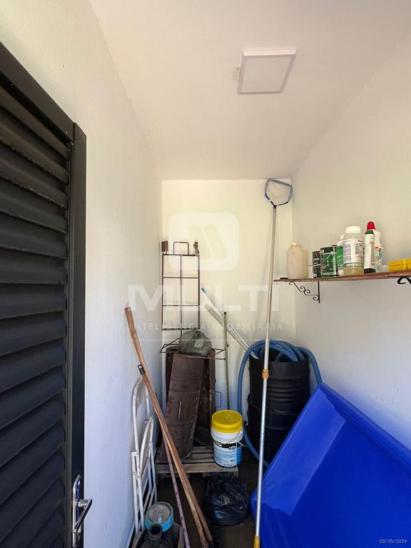 Chácara à venda com 1 quarto, 250m² - Foto 13