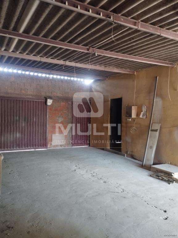 Prédio Inteiro à venda com 1 quarto, 143m² - Foto 6