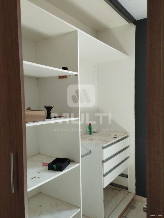 Prédio Inteiro à venda com 1 quarto, 143m² - Foto 17
