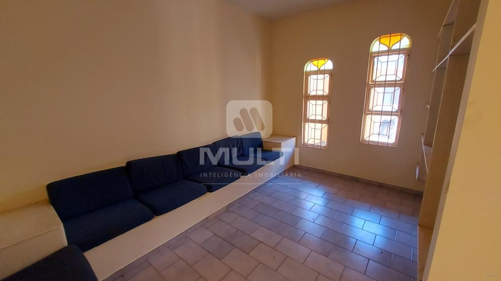 Casa, 3 quartos, 197 m² - Foto 2