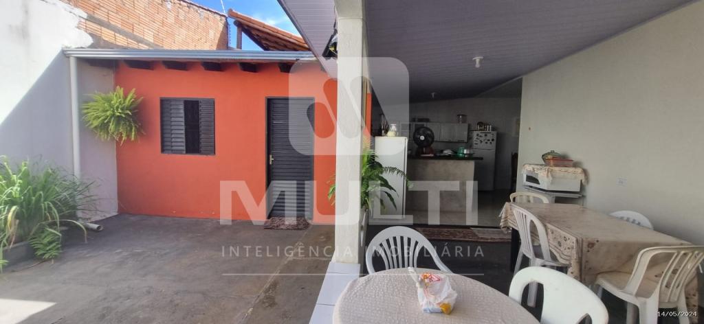 Casa à venda com 4 quartos, 133m² - Foto 6