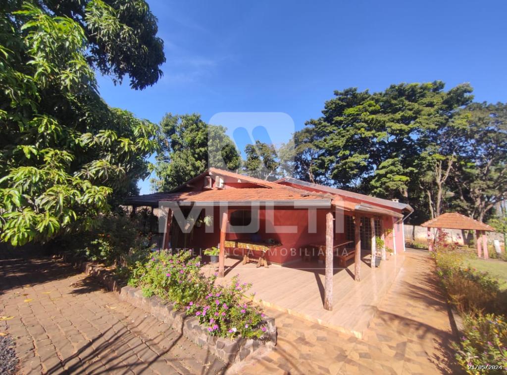Chácara à venda com 3 quartos, 5000m² - Foto 2