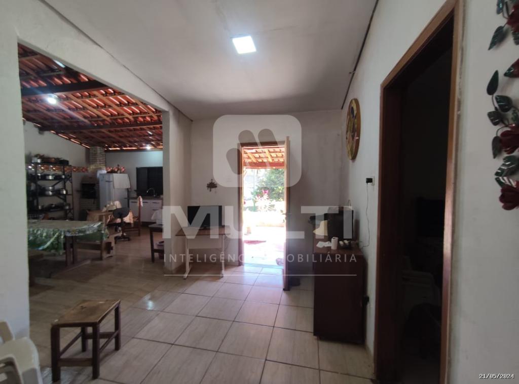 Chácara à venda com 3 quartos, 5000m² - Foto 7