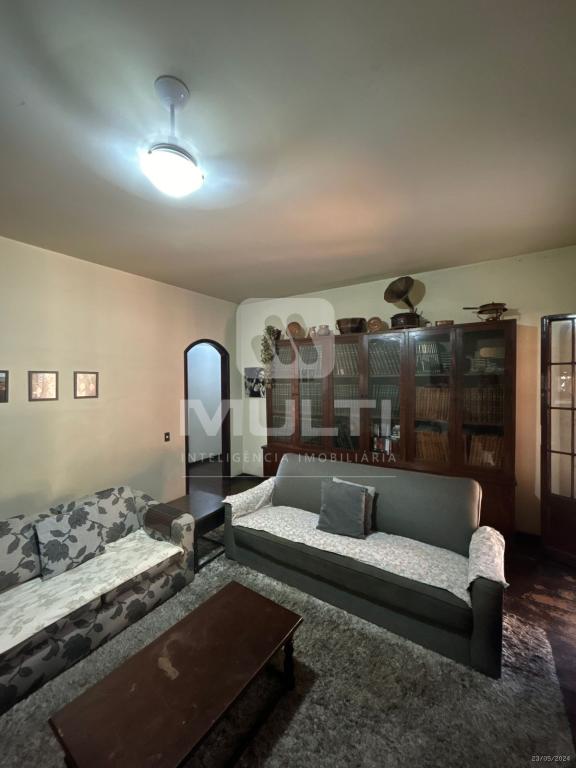 Casa à venda com 6 quartos, 450m² - Foto 9