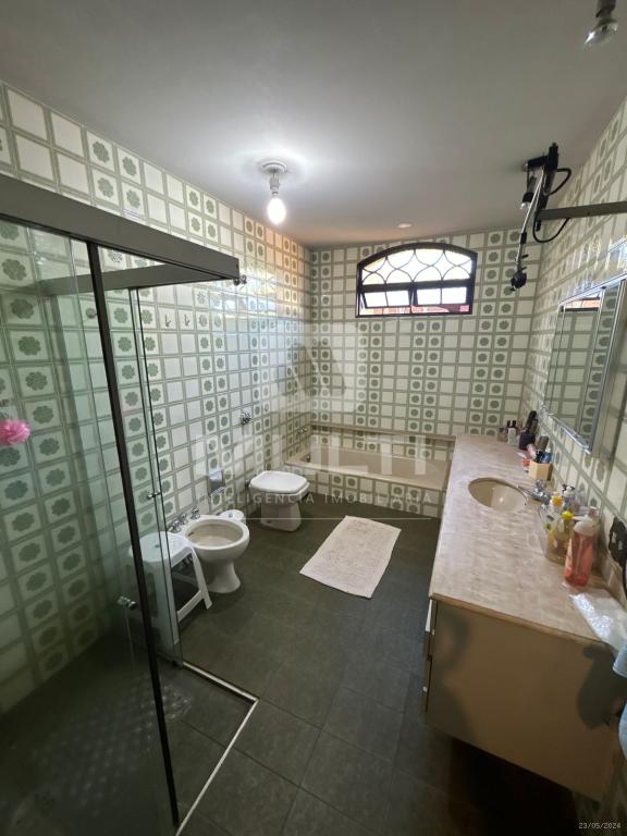 Casa à venda com 6 quartos, 450m² - Foto 21