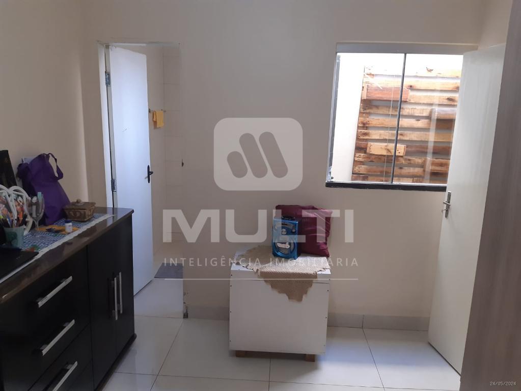 Casa à venda com 3 quartos, 130m² - Foto 6