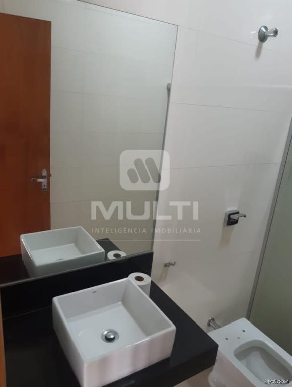 Casa à venda com 3 quartos, 130m² - Foto 7