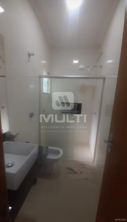 Casa à venda com 3 quartos, 130m² - Foto 16