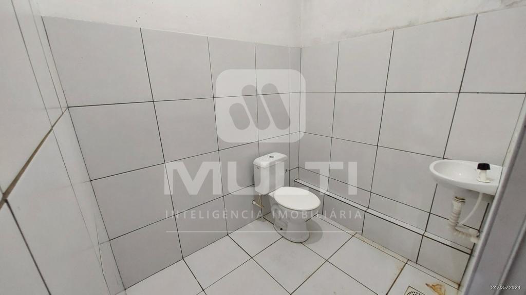 Prédio Inteiro à venda com 1 quarto, 230m² - Foto 5