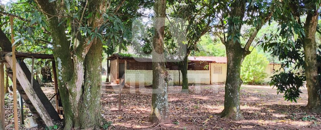 Chácara à venda com 4 quartos, 74m² - Foto 22