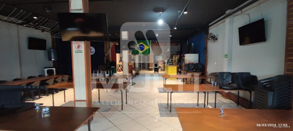 Prédio Inteiro à venda com 1 quarto, 50m² - Foto 1