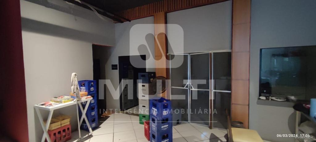 Prédio Inteiro à venda com 1 quarto, 50m² - Foto 3