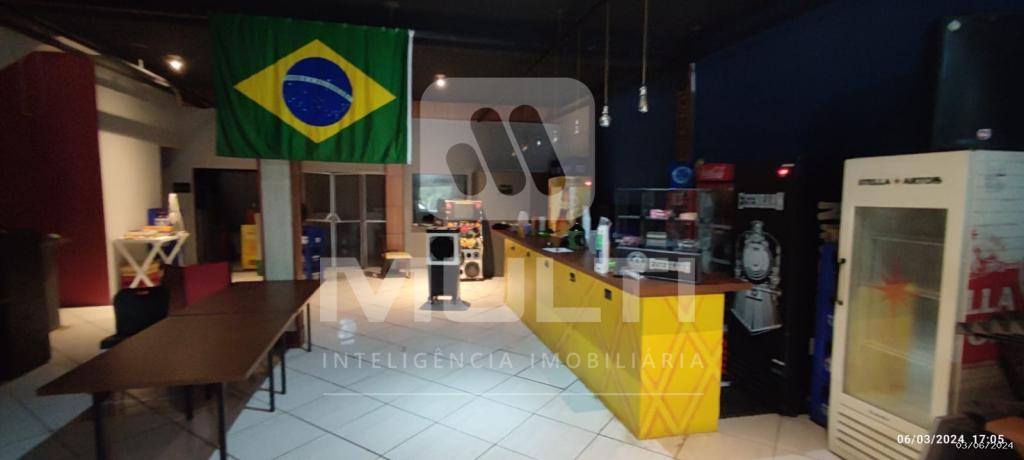 Prédio Inteiro à venda com 1 quarto, 50m² - Foto 5