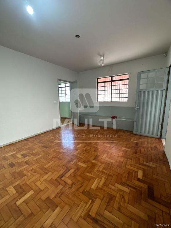 Casa, 3 quartos, 124 m² - Foto 2
