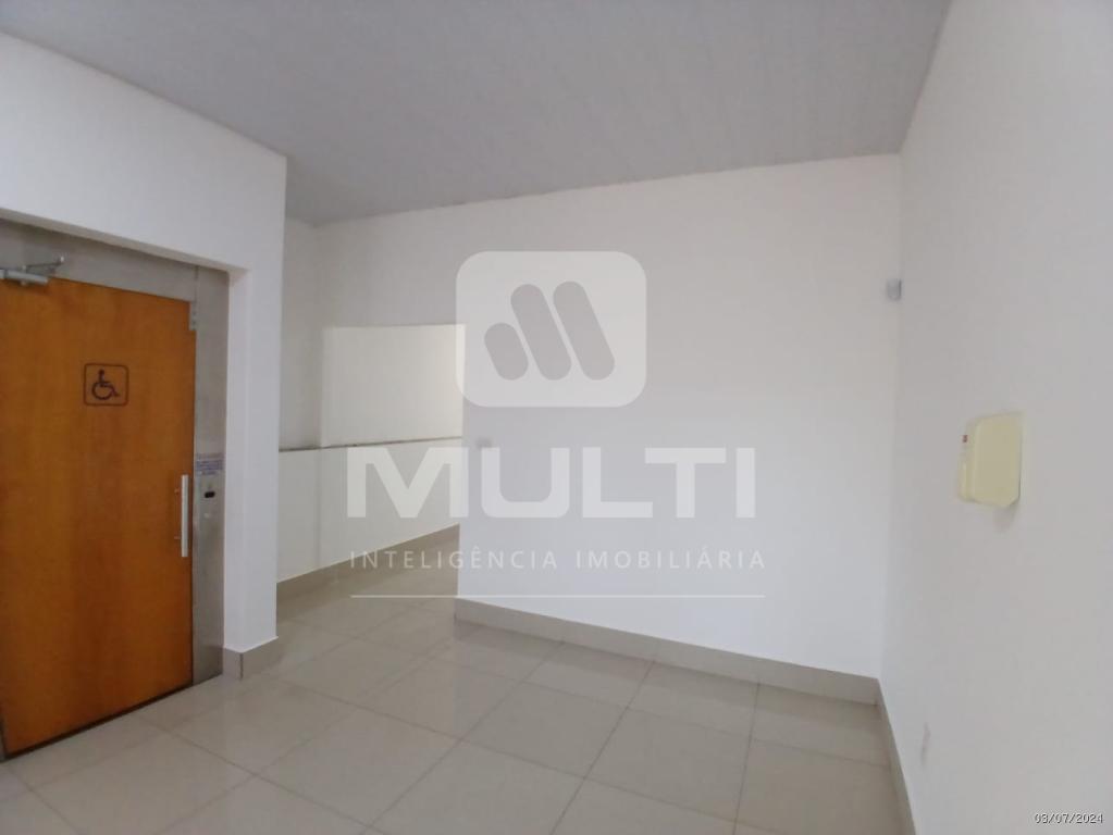 Casa à venda com 1 quarto, 344m² - Foto 10