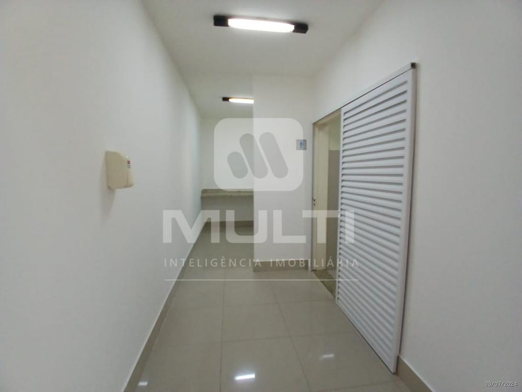 Casa à venda com 1 quarto, 344m² - Foto 24