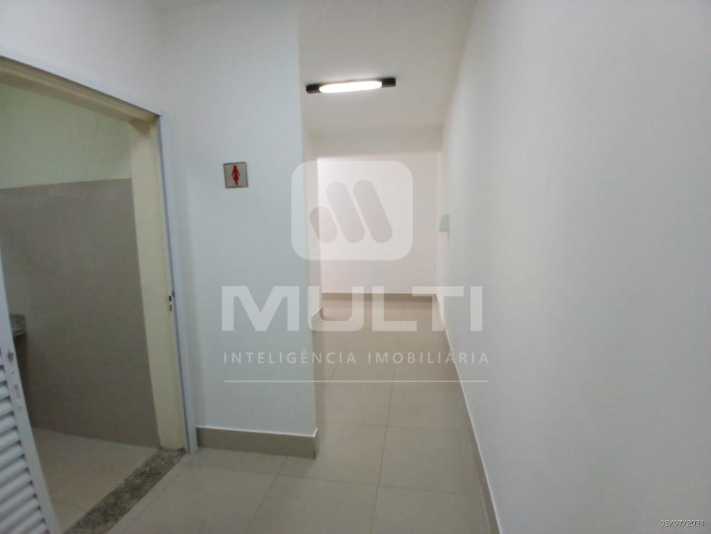 Casa à venda com 1 quarto, 344m² - Foto 26