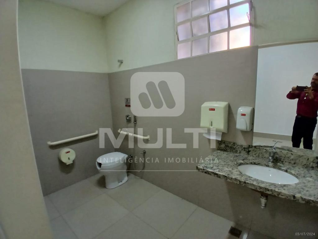 Casa à venda com 1 quarto, 344m² - Foto 31