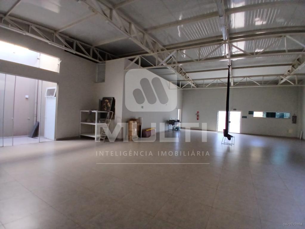 Casa, 1 quarto, 240 m² - Foto 11