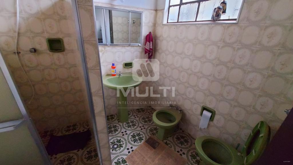 Casa à venda com 2 quartos, 150m² - Foto 8