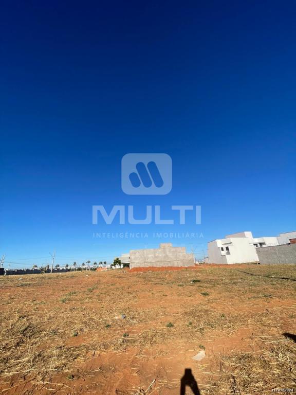 Terreno à venda com 1 quarto, 286m² - Foto 5