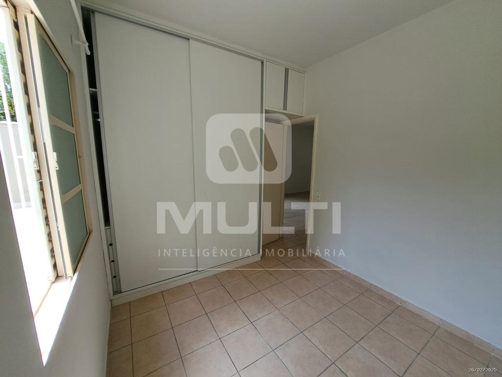 Casa à venda com 3 quartos, 80m² - Foto 6
