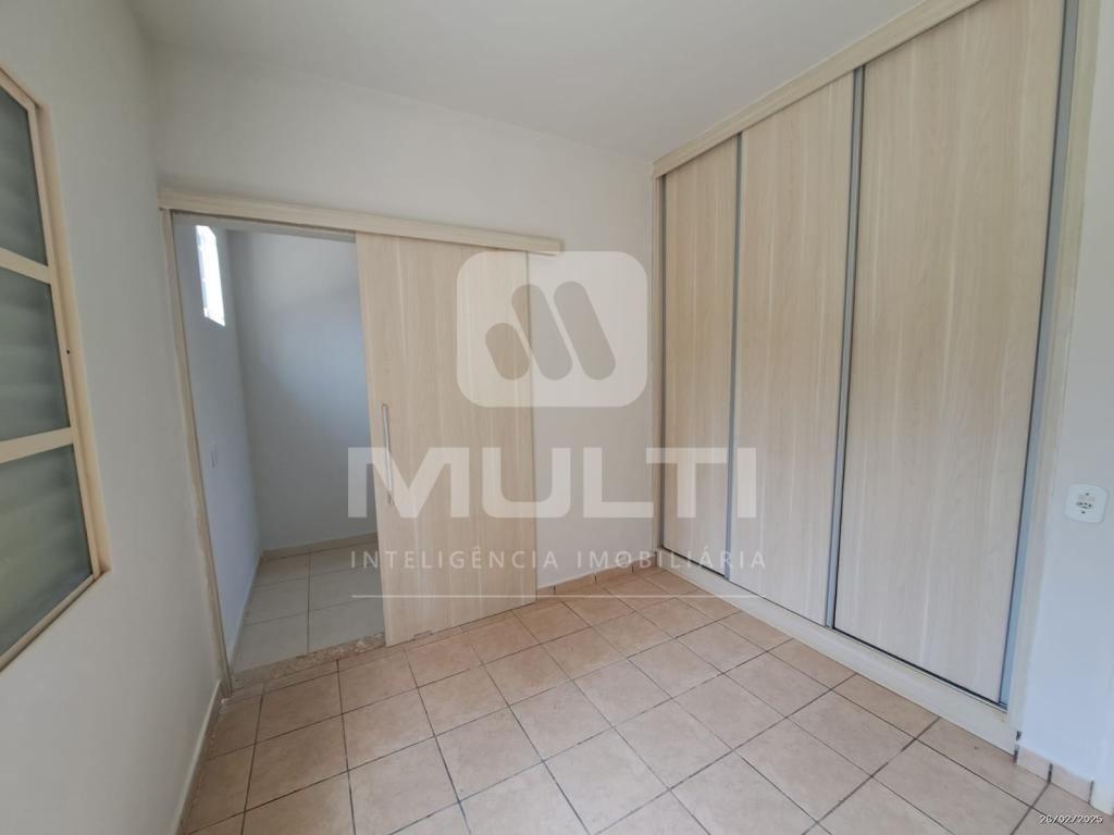 Casa à venda com 3 quartos, 80m² - Foto 10