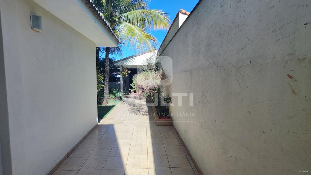 Casa, 3 quartos, 250 m² - Foto 16