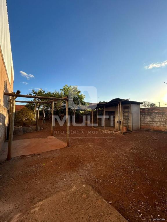 Casa à venda com 2 quartos, 110m² - Foto 11