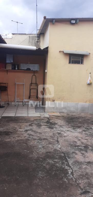 Casa à venda com 4 quartos, 232m² - Foto 7