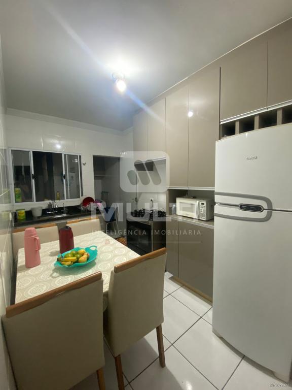 Apartamento à venda com 2 quartos, 64m² - Foto 7