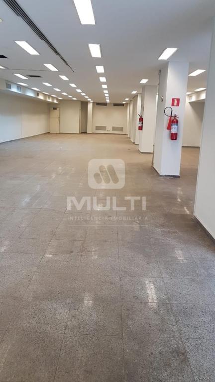 Loja-Salão à venda com 1 quarto, 1000m² - Foto 9