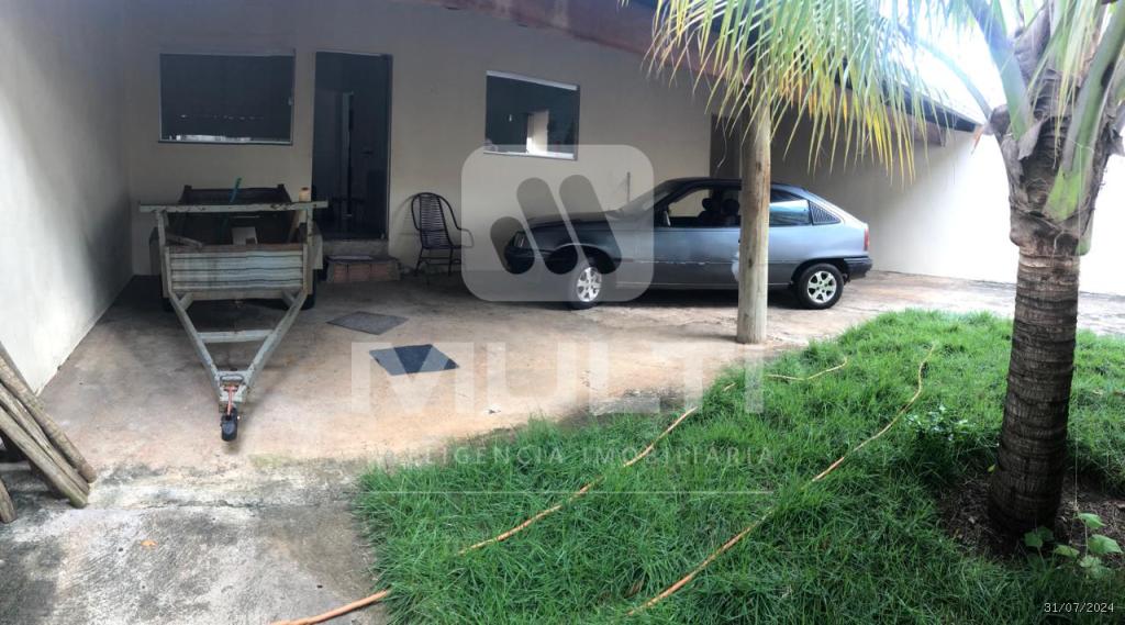 Casa à venda com 2 quartos, 140m² - Foto 9