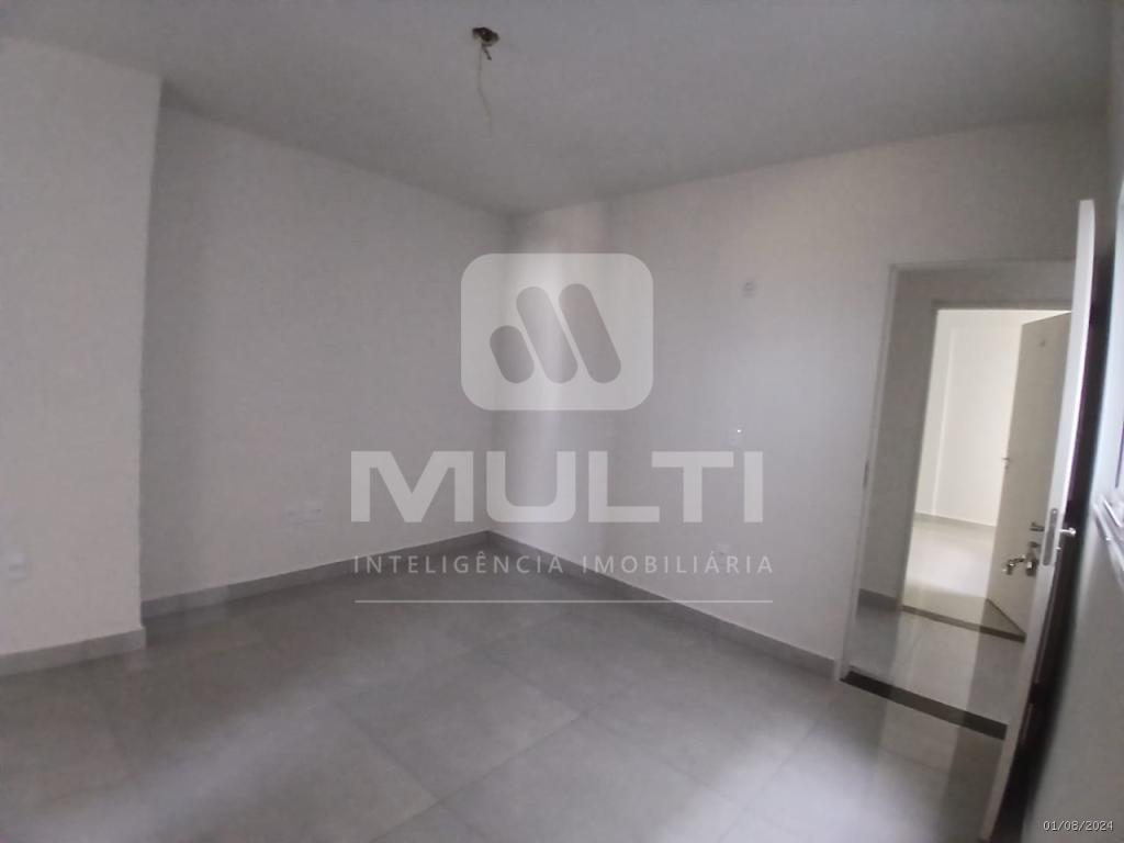 Apartamento à venda com 2 quartos, 43m² - Foto 2